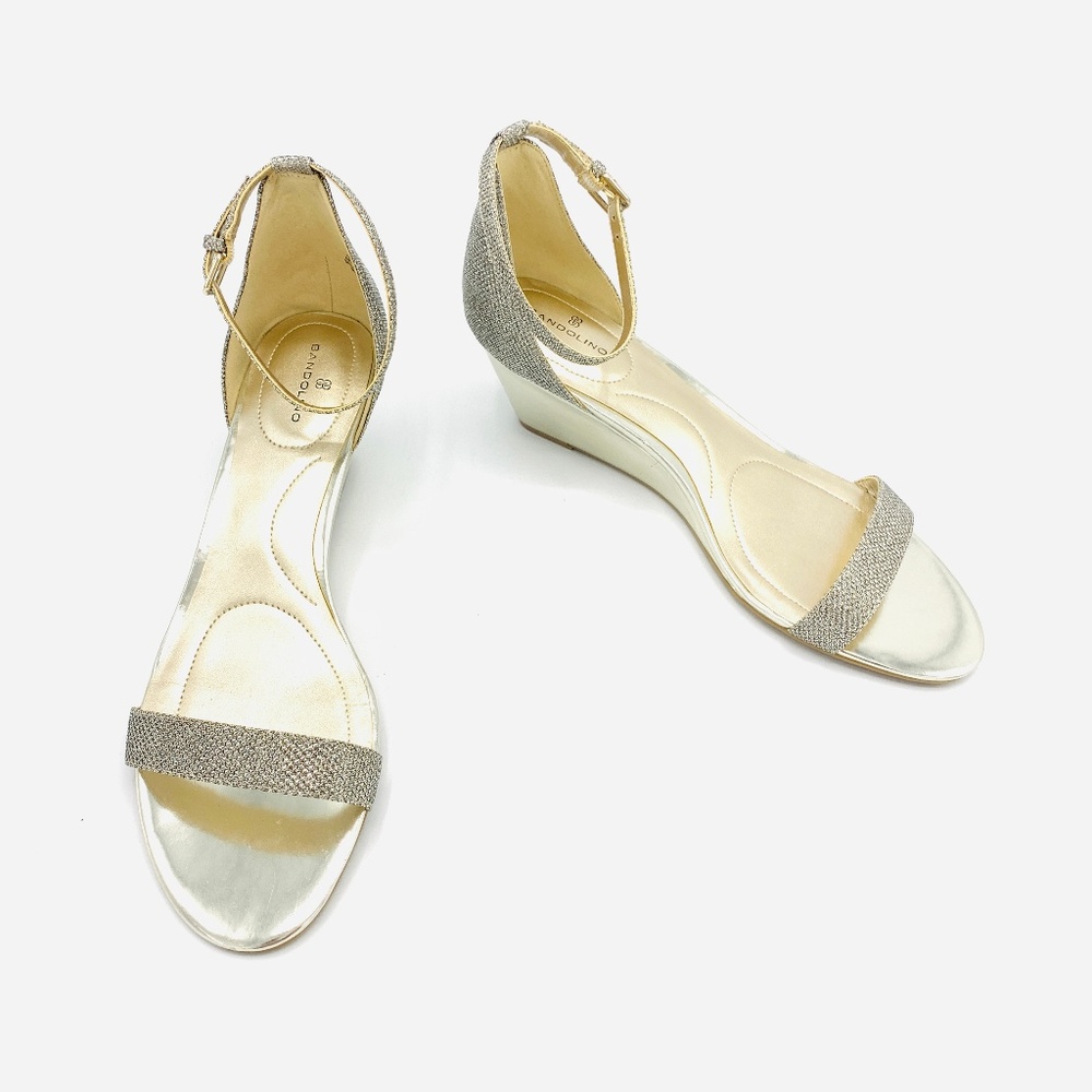 Bandolino Women's Omira Wedge Sandal 10M